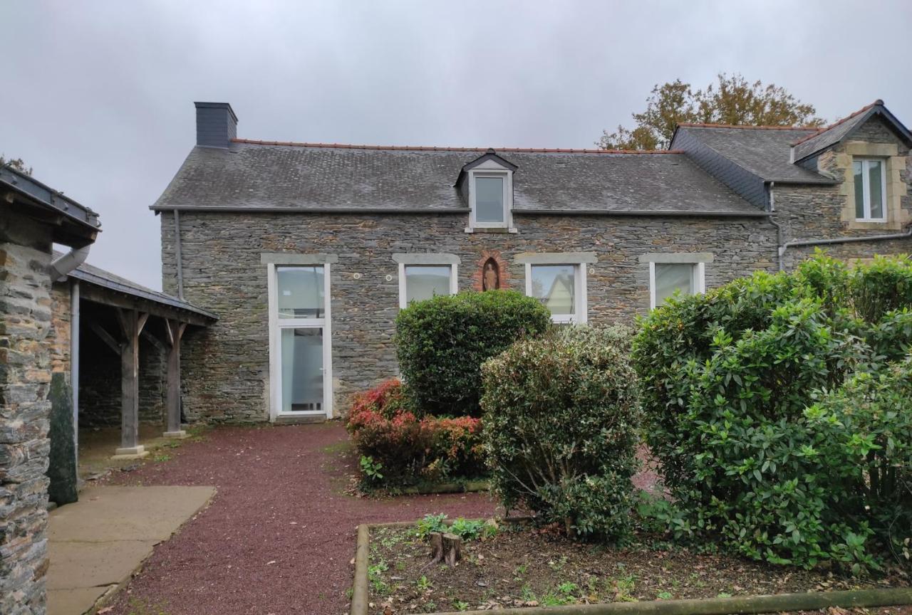 Popote Et Polochon Bed & Breakfast Saint-Martin-sur-Oust Exterior foto