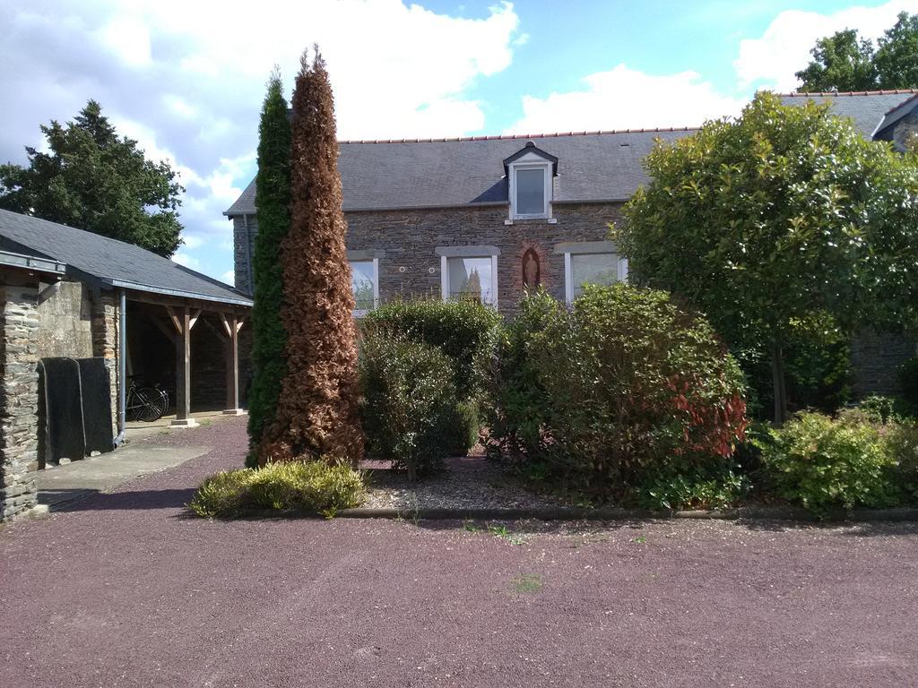 Popote Et Polochon Bed & Breakfast Saint-Martin-sur-Oust Exterior foto